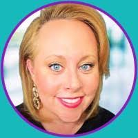 Thea Davis's Instagram, Twitter & Facebook