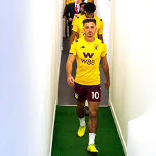 Grealish juga bisa mencetak gol. Jack Grealish On Twitter Jack Grealish Hot Rugby Players Henry Cavill Shirtless