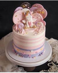 1st Birthday Cake Cartoon Images 20 Stunning Cute Cartoon Birthday Cake Ideas Creative Birthday Cakes Cake Piggy Cake