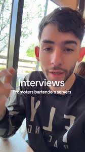 Contratando Promotores y Personal para Nocturnas