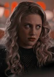 Fan Casting Lili Reinhart as Peyton Sawyer Scott in One Tree Hill Reboot