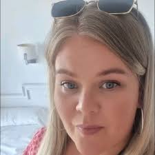 Year made and its only January 😊 Last night I met and chatted with the  LEGEND that is Ryan Giggs ❤️🖤 12 year old Leanne inside me was crying her  eyes out,