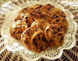 6 Delicious Things To Do With Leftover Cookies Or Cookie Dough Cookies Recipes Chocolate Chip Best Chocolate Chip Cookies Recipe Cookie Recipes