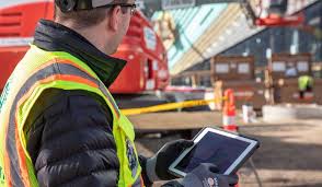 As a construction project manager, you'll be in close communication with other professionals like engineers and architects who have input about the construction project managers are responsible for enforcing deadlines to meet client expectations. 5m7mdmajvpwdzm