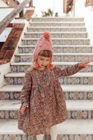 Robe Boheme Chic Vintage Fille Louise Misha Très loin des robes de princesses les photos de nos mariées avec la robe bohème chic. dress rouya nordish flowers