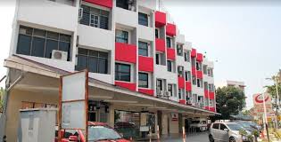 Its located just a step to pantai batu buruk. Customer Reviews For Kuala Terengganu Specialist Hospital