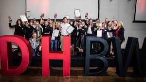For over 75 years, we've had one goal: Highlights News Studierendenportal