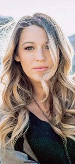 Rare photo of Mr and Mrs Lively..... beautiful