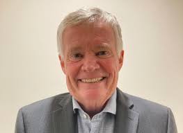 Bernie Bailey's Instagram, Twitter & Facebook