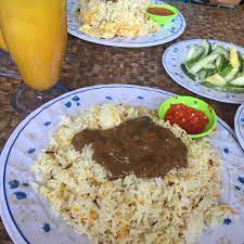 Masakan nasi beriani pak uda mendapat tempahan di sekitar kuala lumpur, selangor, pahang, melaka dan negeri johor sendiri. Beriani Gam Batu Pahat Asian Restaurant In Manjung