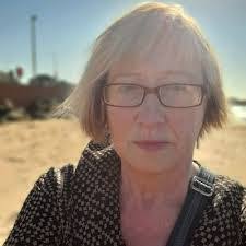 Sheila Wakefield's Instagram, Twitter & Facebook