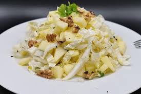 Herbstlicher Salat Vom Chinakohl Mit Apfeln Und Walnussen Von Karsten345 Chefkoch Chinakohl Lebensmittel Essen Rezepte