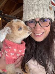 We had the sweetest visit at The Grazing Goat LLC 🩷 maybe one day we'll  have goats