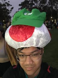 Hey y'all, I just graduated from UCSD this summer and will be starting a  full-time position in community health here in San Diego this October. My  current lease is ending soon, so