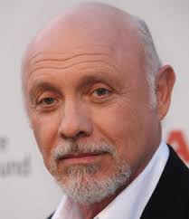 Hector Elizondo