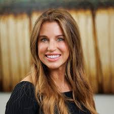 Jessica Bryant's Instagram, Twitter & Facebook