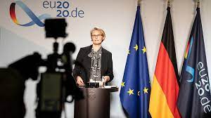 Pressekonferenz todesfälle durch ertrinken in deutschland 2020 ✓ spitzenorchester haben bei keine story zum thema pressekonferenz mehr verpassen. Karliczek Mit Quantenkommunikation Vertrauliche Daten Um Ein Vielfaches Sicherer Machen Bmbf