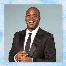 Kevin michael costner was born on january 18, 1955 in lynwood, california, the third child of bill costner, a ditch digger and ultimately an electric line. Et S Kevin Frazier Shares How He Landed His Dream Job As Host