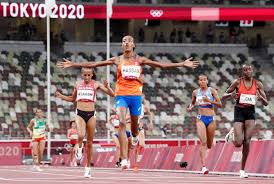 Sifan hassan is the current world record holder for the mile (4:12.33) and 10000m (29:06.82) the dutch indoor and outdoor record holder for the 1500m (3:51.95) and 3000m (8:18.49) and 5000m (14:22.12). Lbnbwrkngvnftm