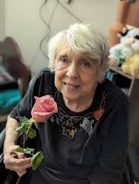 Darlene Koch's Instagram, Twitter & Facebook