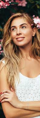 Area Woman Magazine Apr/May '17 by Lake &amp; Home Magazine