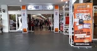 Haii selamat datang ke kedai buku putrajaya. Mohd Faiz Bin Abdul Manan Pesta Buku Antarabangsa Kuala Lumpur Pbakl 2019