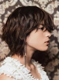 7 Model Rambut Pendek Wanita yang Cantik, Ada ala Korea