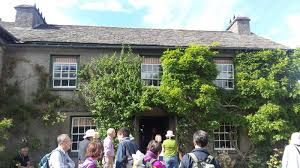 When she died in 1943, she left hill top to the national trust with the proviso that it be kept exactly as she left it, complete with her furniture and china. World Collectors Net A Visit To Hill Top The Home Of Beatrix Potter