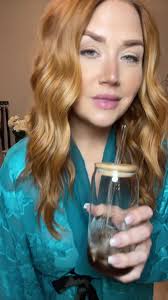 We are all just doing our best #outfitinspo #letsgetdressed #midsizefashion  #greenscreen