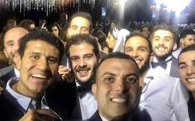 المصرية نور الشربيني تفوز بلقب بطولة العالم للسيدات في لعبة الاسكواش بعد تغلبها على البريطانية أصبحت نور (20 عاما) أصغر من يحمل لقب بطولة العالم لاسكواش السيدات. Ø²ÙØ§Ù ÙƒØ±ÙŠÙ… Ø¹Ø¨Ø¯ Ø§Ù„Ø¬ÙˆØ§Ø¯ Ù†Ø¬Ù… Ø§Ù„Ø§Ø³ÙƒÙˆØ§Ø´ Ø§Ù„Ø¹Ø§Ù„Ù…Ù‰ ÙØ±Ø­ Ù†ÙŠÙˆØ² Farah News