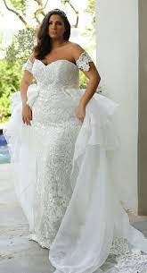 Plus Size Mermaid Lace Wedding Gown With Detachable Organza Skirt Wendy Studio Levana 2 Wedding Dresses Plus Size Plus Size Wedding Gowns Wedding Gowns Lace