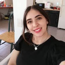 Alejandra Olvera Cabral (@Aleolverac)