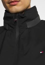 Maybe you would like to learn more about one of these? Tommy Hilfiger Stand Collar Jacket Leichte Jacke Black Schwarz Zalando De