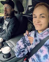 Another #sundaysundaypunday at #revelsmoke! #stopdropselfie  #livingmybestlife #happydaze #stonergirl