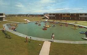 Fancy sitting back and playing some games, then visit the pontins amusement arcade, where you can enjoy some of your favourite gaming past times. All The Best People Come To Pontins Fred Pontin And His Holiday Camps In 1976 Flashbak