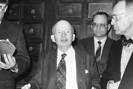 'si 40 años despues seguimos hablando de este tema, es por los horrores que se cometieron después del golpe'. Hans Thieme Wikipedia