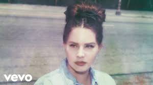 Lana Del Rey “tuy hai mà một” trong album mới