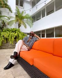 Life is short, wear tropical shirts.”