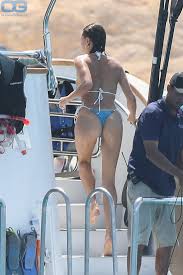 Hailey Bieber nude, pictures, photos, Playboy, naked, topless, fappening