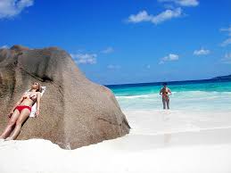 Å reise til seychellene er en drøm for mange, for seychellene fremstår som et komplett ferieparadis: Verdens Vakreste Strandhugg Linns Reise Travel Blog