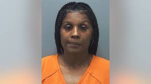 Home health aide steals at least $17K from elderly man with dementia,  deputies say