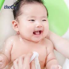 Những Công Dụng Của Tắm Lá Trà Xanh Với Làn Da Của Bé