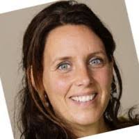 Suzanne Ecklund's Instagram, Twitter & Facebook