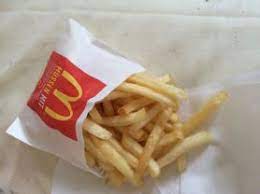 Wie viele kalorien brauche ich pro tag? Kalorien Fur Pommes Frites Klein Mittel Gross Fast Food Fddb