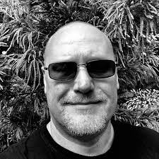 Robin Yarbrough's Instagram, Twitter & Facebook