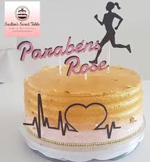 Suellens Sweet Table Running Cake Aniversario Amazingcakes Almere Bakinglove Bakery Birthdaycake Bolos Hardlopen Running Cupcakes Cakestyle Cakedecoration Cake Instabake Instacake Lovetobake Passionforbaking Slagroom Taart