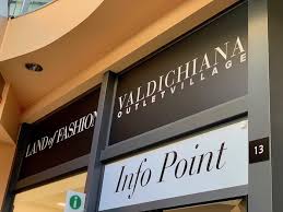 Explore over 350 million pieces of art while connecting to fellow artists and art enthusiasts. Valdichiana Outlet Village Villa In Umbria Blog