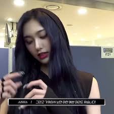 Aisha Photoshoot Everglow