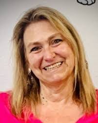 Tanya Cadle's Instagram, Twitter & Facebook