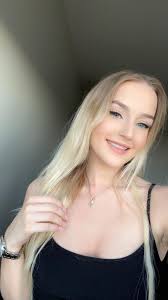 I was out downtown kingston last night, and my necklace went missing. This  necklace means a lot to me as my mom who passed away gifted it to me while  she was